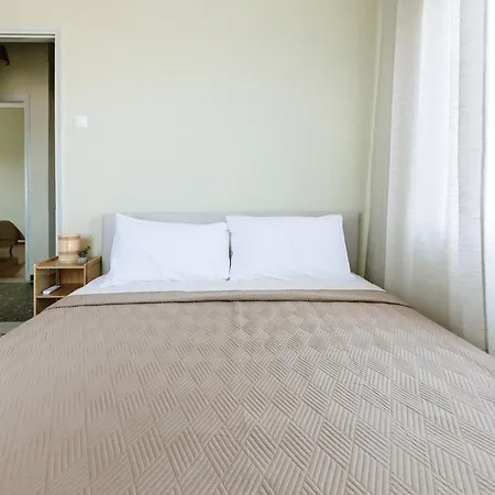 Bella's Balcony Kawala