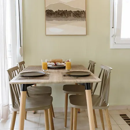 Bella's Balcony Apartament *